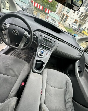 Toyota Prius cena 28500 przebieg: 269450, rok produkcji 2012 z Poznań małe 29